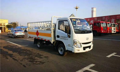 躍進(jìn)單胎氣瓶運輸車 