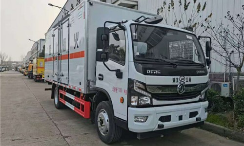 東風(fēng)凱普特2類氣瓶運輸車 